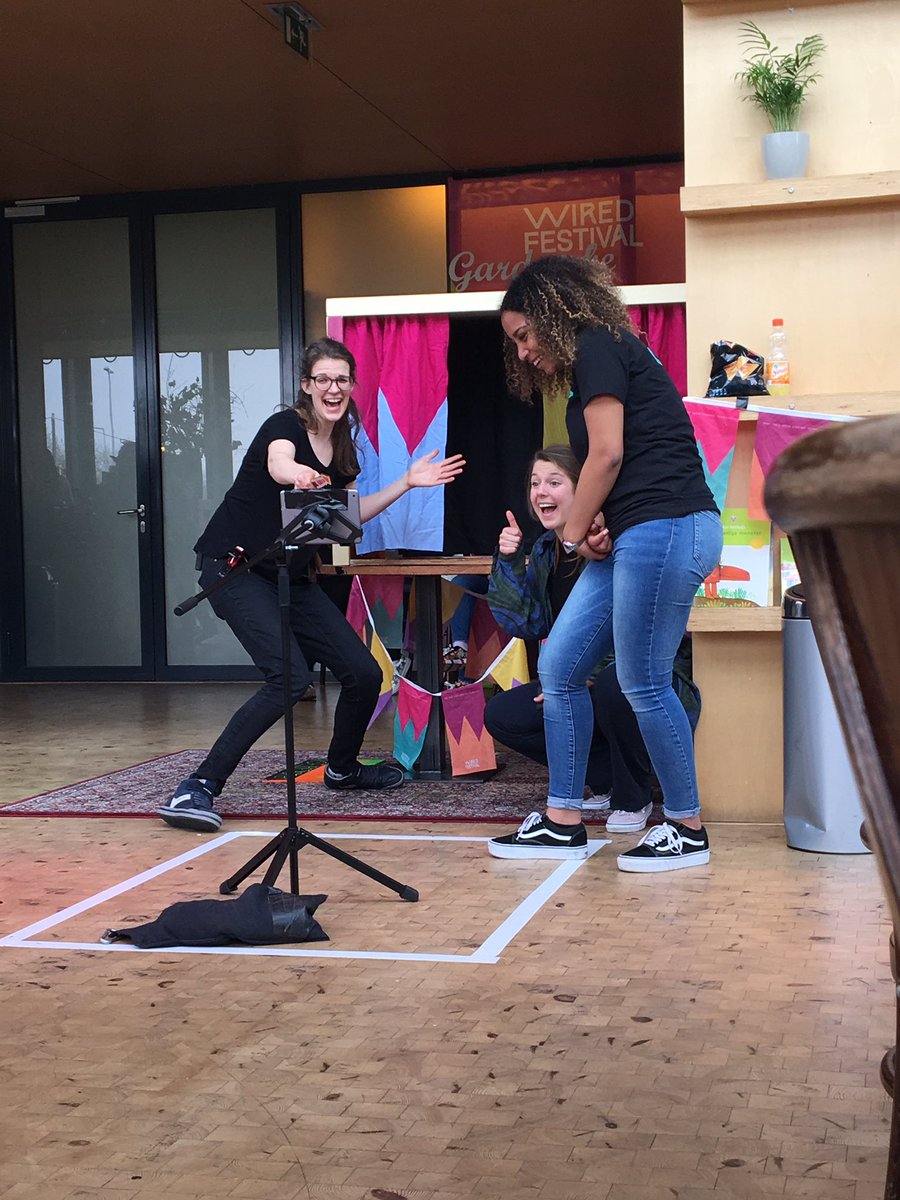 wiredrotterdam's tweet photo. Het Maaspodium wordt goed benut! met o.a. choreograaf Sheyda Darab, Dj Doodleuk &amp; Dj Deugniet, live muziek met Afronaut, 'Mime’ workshop van Marvin Gomes, de workshop Street-Art Stencil &amp; Graffiti met de Rewriters en de ‘Clinic’ Bucketdrumming van Bennie’s Business KCRrotterdam https://t.co/WTsaAJtNFt