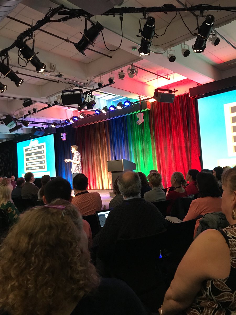 taracaiza's tweet image. Learning the “why” of #computerscience with @MrYongpradit @codeorg @ignite_stem and the #icsdedtech team