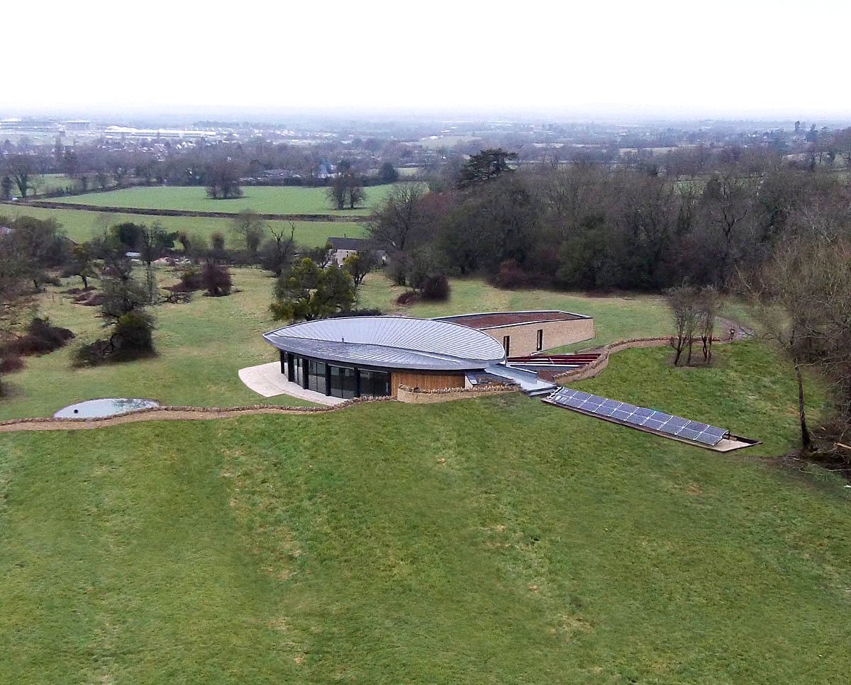 HAWKESarch's tweet photo. The recently completed Headlands (Para 55) project, now starting to mature into the beautiful surrounding landscape.

Find out more at: https://t.co/KTGCXcuMvR https://t.co/J9TMqSmb5c