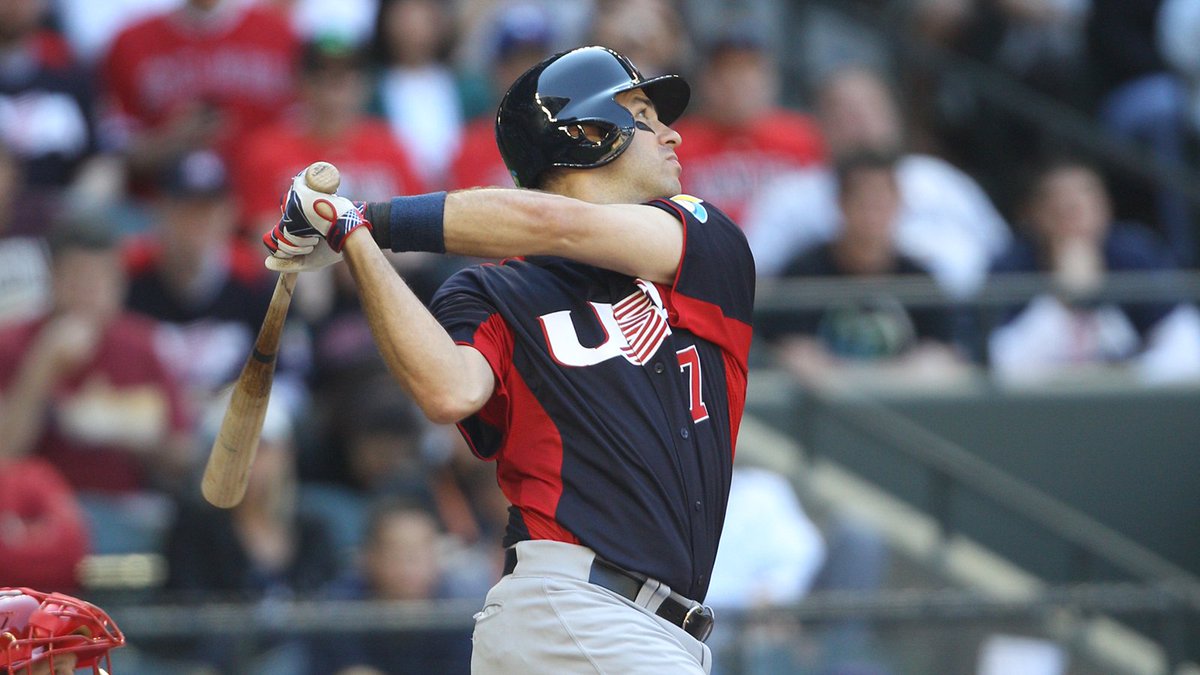 USABaseball's tweet photo. Led the 2000 18U National Team in hits and tied for the #TeamUSA lead at #WBC2013. We know a thing or two about Joe Mauer hits.
Congrats to the four-time πΊπΈ alum on collecting his 2,000th @MLB hit last night! #Mauer2K https://t.co/CC2isX3yVE