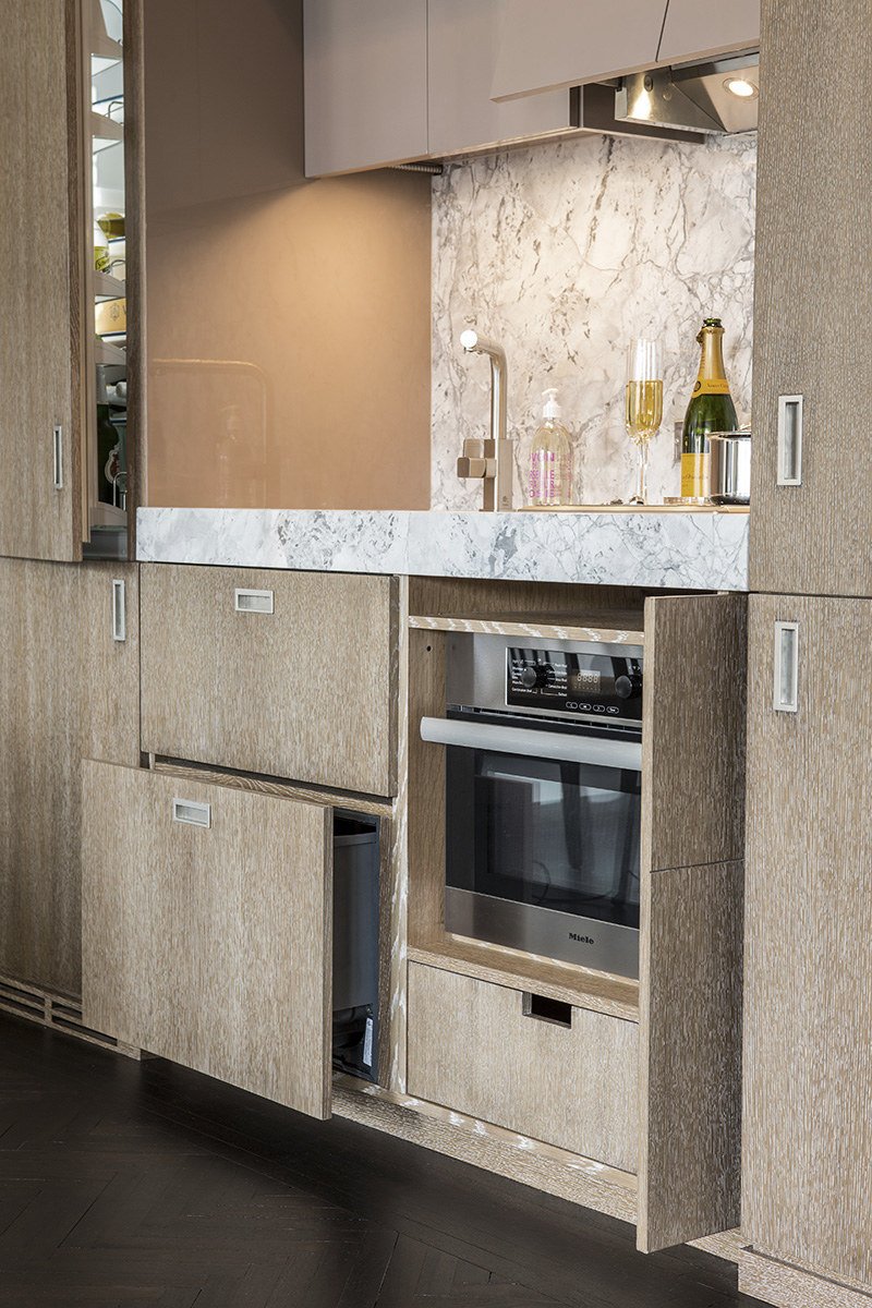 janswiftrealtor's tweet image. Hidden storage ideas from a top designer. #organizinghack #storage  cpix.me/a/44350242