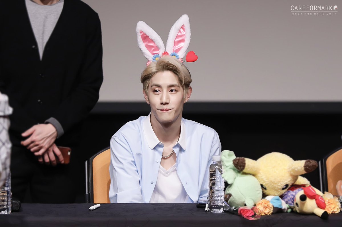 careformark9493's tweet photo. {HQ} 180323 Marky Bunny 🐰☺️💕

#마크 #MARK #段宜恩 #マーク
#GOT7 #갓세븐
#EyesOnYou #Look https://t.co/eHYGDMrQz4