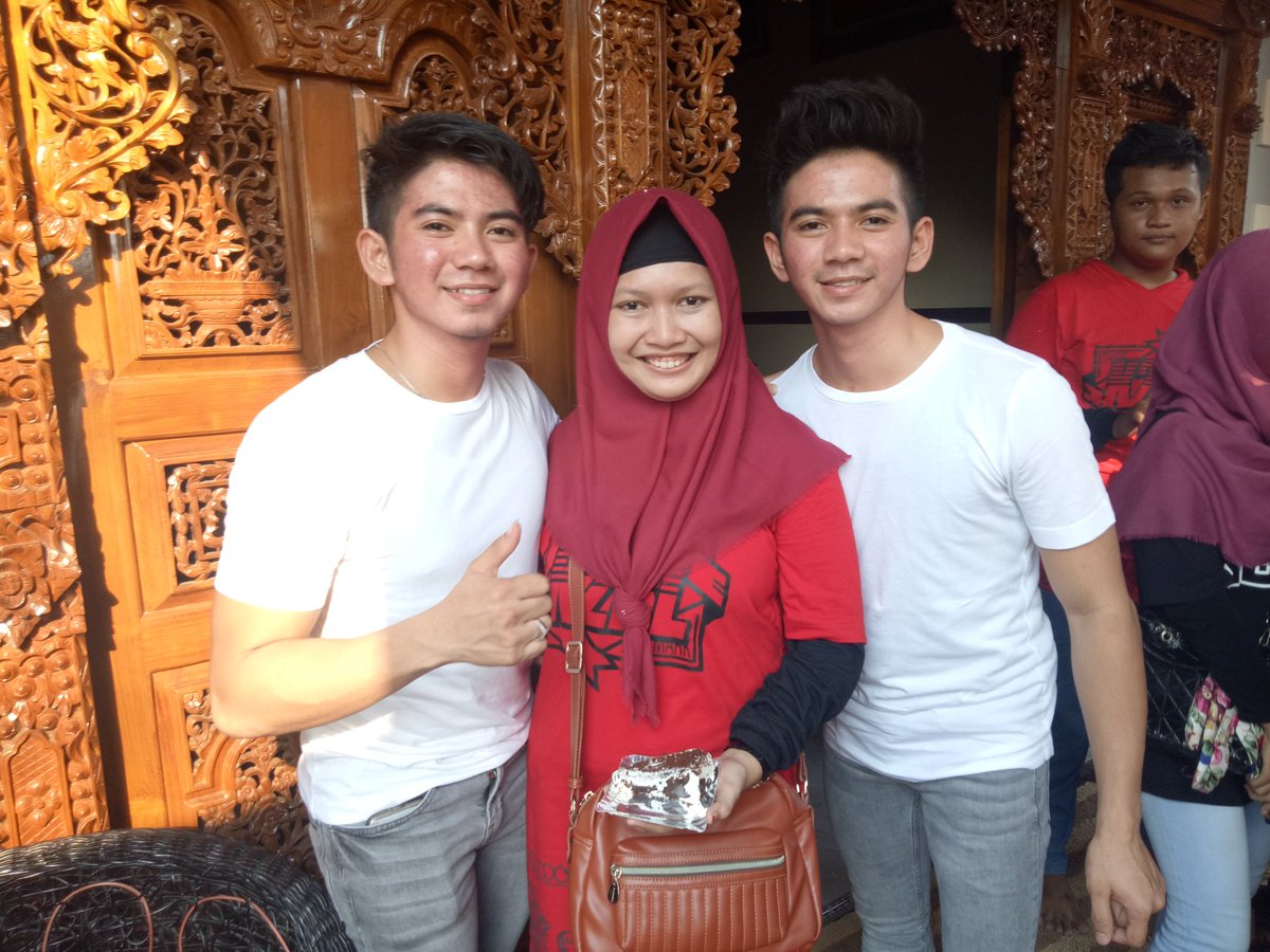 Yang rindu sama mereka angkat tangan <a href="/DA2_Rizki/">Rizki 2{R} Real</a> <a href="/DA2_Ridho/">Ridho 2{R}</a> 
#OffAirPatiWithRizkiRidho