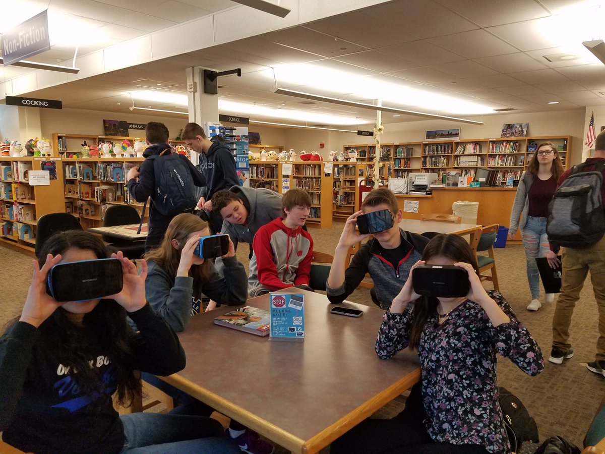 ochs_lmc's tweet photo. Fun experiences abound in the OCHS LMC.  Check out the students engaged in a Google Expedition to Costa Rica. A field trip like no other! #Libraryexperiences #googleexpeditions #OCHS https://t.co/VKwFVqJ1eb