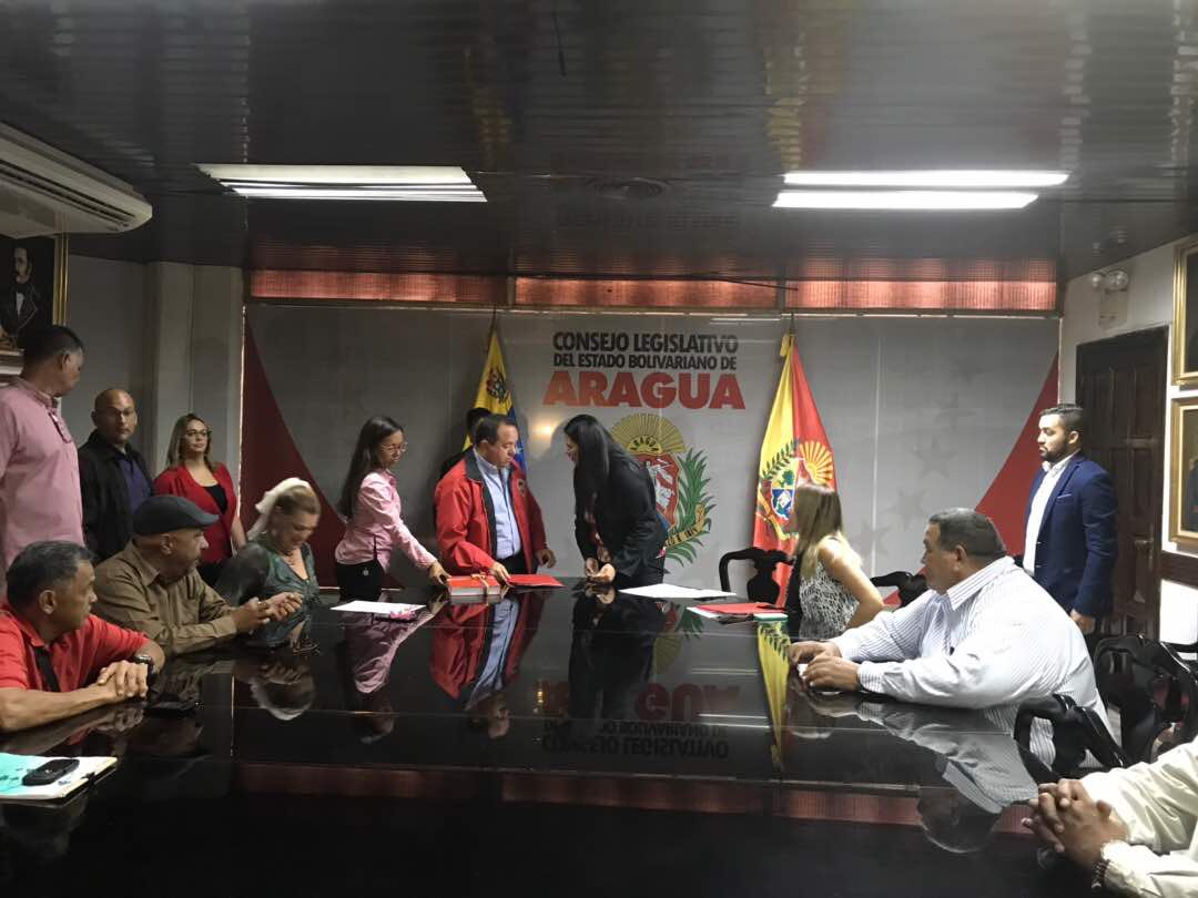 #13abr llegamos a la sede del <a href="/clebaragua/">CLEBA-ARAGUA</a> para presentar al pueblo legislador el Informe de Gestión del Ejercicio Fiscal 2017 <a href="/katianahaka/">Katiana Hernández</a> #13ALealtadCívicoMilitar