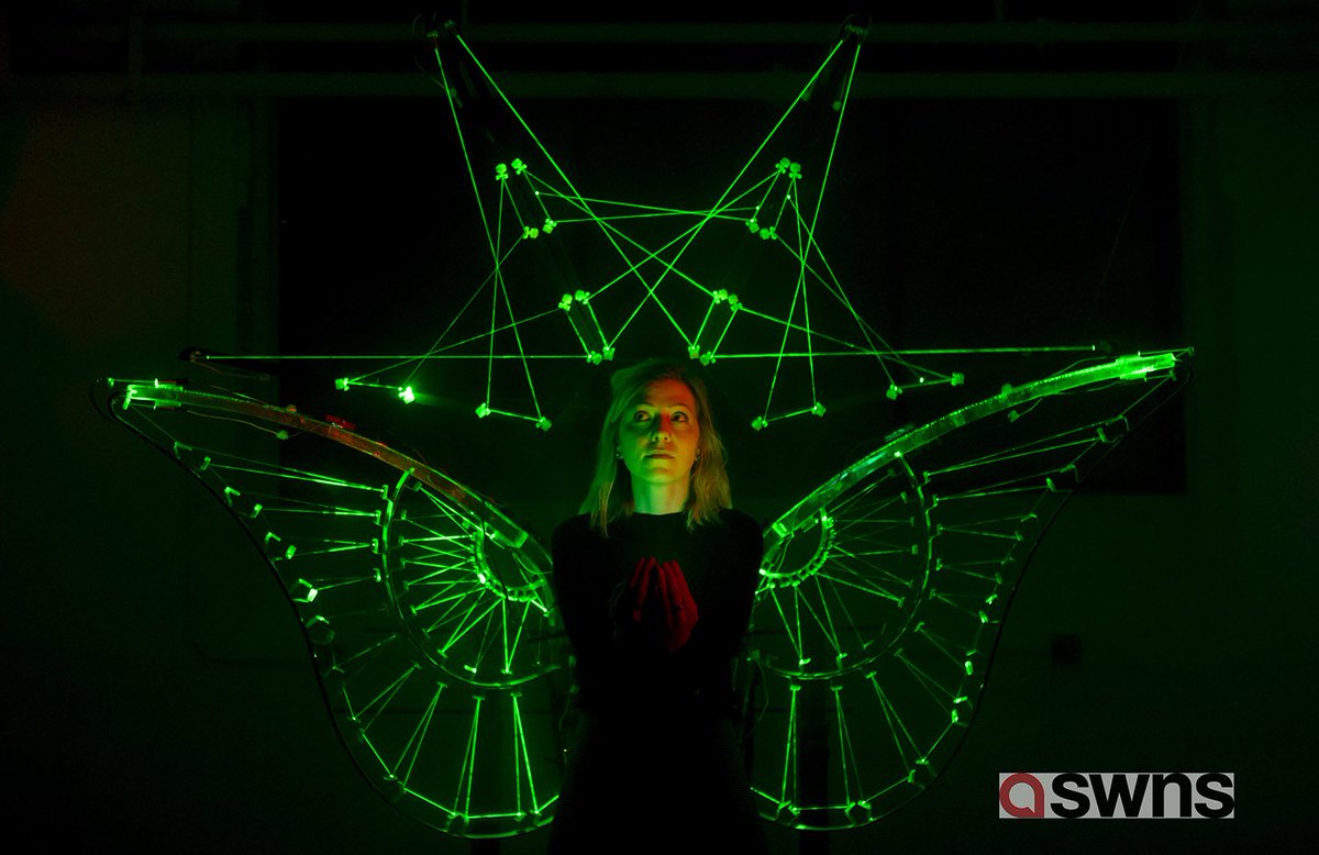 KtLeeArrowsmith's tweet photo. Laser Garden by @JohnathanElders at @EdSciFest #MiniMakerFaire @Summerhallery #EdMakerFaire https://t.co/ZLvAVSSFTK