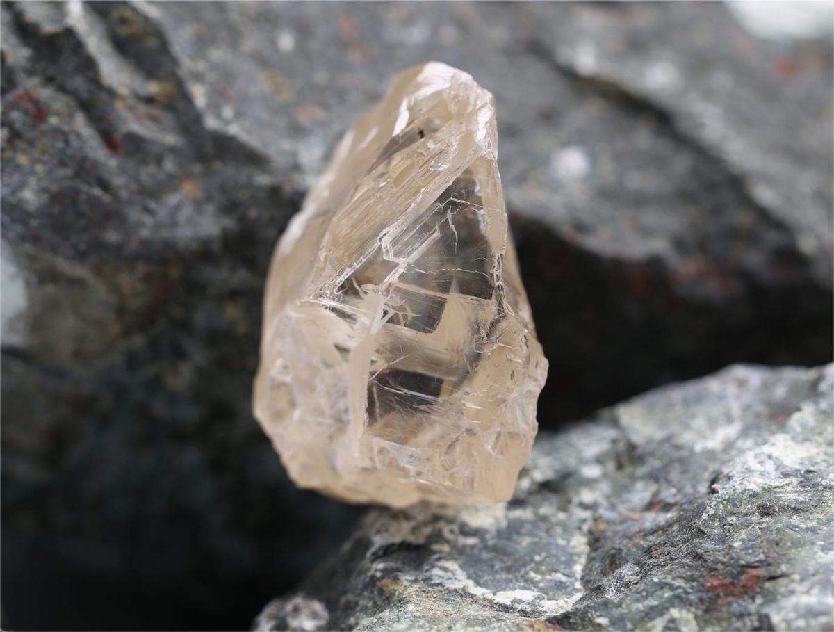 Another giant diamond was found in Botswana bloom.bg/2qta6Nh