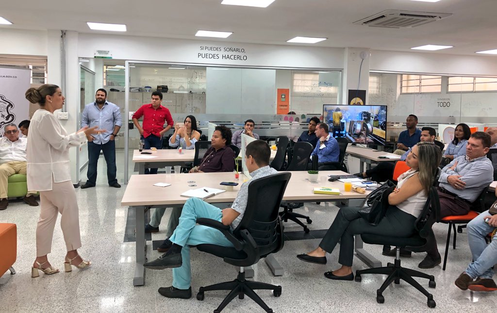 DesEconomicoBAQ's tweet photo. #AEstaHora damos la bienvenida a las Iniciativas ganadoras de nuestro programa #Probeta2.0. ¡Éxitos a todos! https://t.co/Xk76WbaXr1