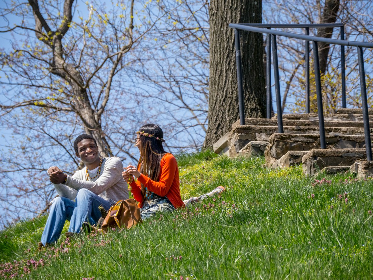MSUCEHS's tweet photo. Explore the campus - it's a beautiful spring day! @montclairstateu #itsallhere #springishere #springinnj https://t.co/rgFm0DypLN