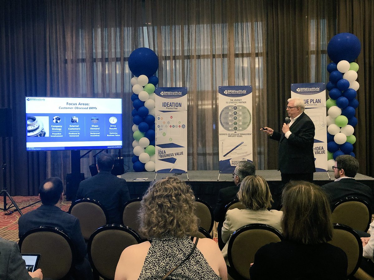 MarleenLundy's tweet photo. Customer-Obsessed BRMs converge IT and Business...do you have them? @BRMInstitute @SIMInt #Simconnectlive18 https://t.co/JnhSl28d4d