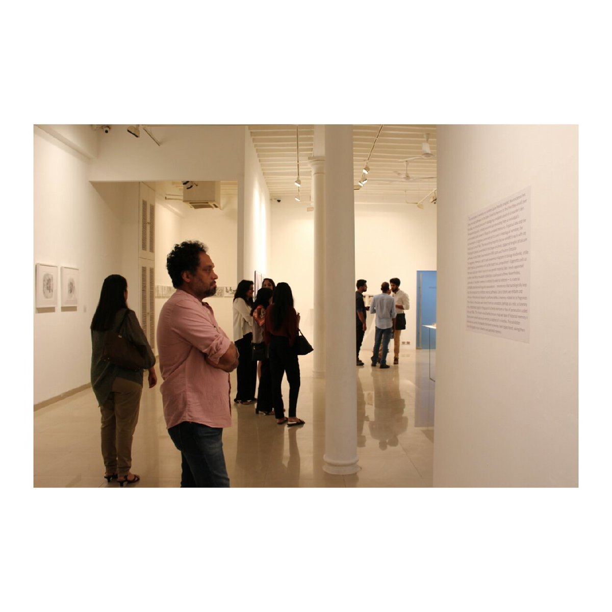 sakshigallery's tweet photo. Lapses II | Preview Night 

#ArtNightThursday #lapsesII #curatedexhibition #groupshow #anoliperera #gautamkansara #kartiksood #neerjakithari #pujapuri #rajjariwala #ranbirkaleka #samitdas #subratkumarbehera #samanthabatramehta #tayebbegumlipi #shrineempire https://t.co/qeMQvTKuiw