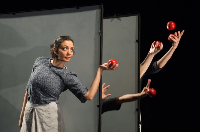 UKTheatreDance's tweet photo. “Circus has often been a Cinderella of the funding system” @Lyngardner. 
What does the future of UK circus hold in comparison to European companies? #CultureafterBrexit https://t.co/082AQshZcU https://t.co/AhSmkCGmO4