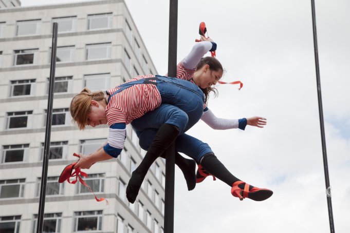 UKTheatreDance's tweet photo. “Circus has often been a Cinderella of the funding system” @Lyngardner. 
What does the future of UK circus hold in comparison to European companies? #CultureafterBrexit https://t.co/082AQshZcU https://t.co/AhSmkCGmO4