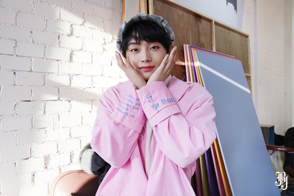 LONGGUOKR's tweet photo. BABY💞💞💞 https://t.co/VKNCGZNQDe