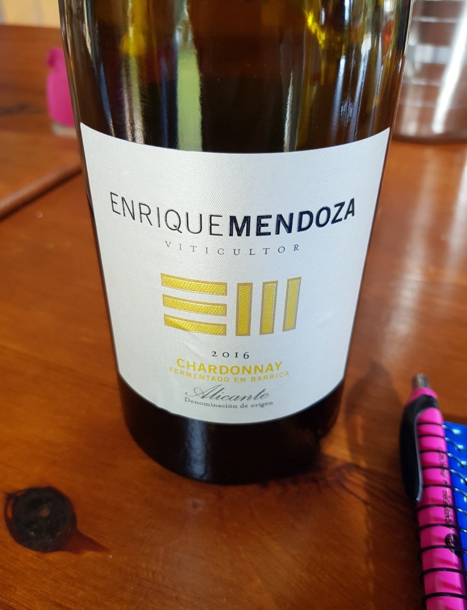 VIDandWINES's tweet photo. Sabroso vino blanco de #alicante tienes que probarlo!! 🍷
Tasty white wine of #alicante you have to try it!! 🍷
@bodegasemendoza @vinosalicantedop @enamoratedeunalicantino 
#winelovers #winelover #loverswine #wine #amantesdelvino #vino #alicantedop #dopalicante #enriquemendoza https://t.co/Ya72GuDsMW