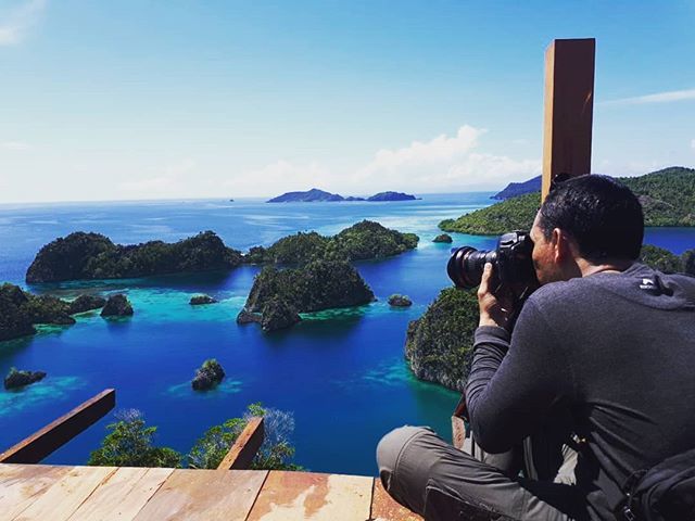 Mblakrak's tweet photo. Top View of Piaynemo
#piaynemo #rajaampat #rajaampatisland #papua #papuabarat #indonesia #indonesiaindah #indonesiaituindah #pesonaindonesia #wonderfullindonesia #photography #photographynature #photooftheday #surabayaphotography #fotografersurabaya #fot… https://t.co/JvYWhcEuPj https://t.co/Eg9OX6zHNP