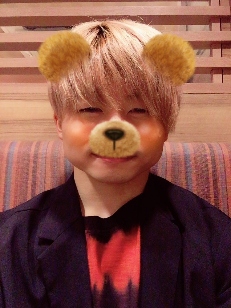 laters_dekatin's tweet photo. ある日森の中🌲熊さんに🐻出会った、、♫♩ 知ってるかしら〜💓 https://t.co/m8d80NexSX