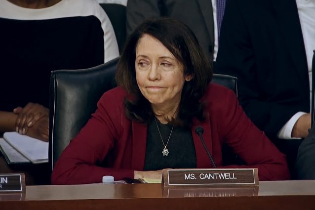franzrusso's tweet image. #Zuckerberg in audizione davanti al Congresso Usa. Ecco i momenti più imbarazzanti per il CEO
➡ tech.fanpage.it/zuckerberg-dav… via @fanpage

#socialmedia #Zuckerbergtestimony #CambridgeAnalytica