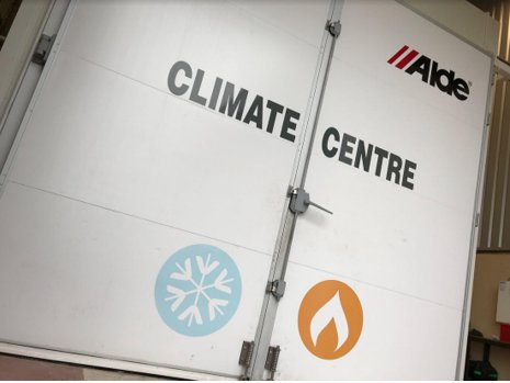 AldeUK's tweet photo. There's been lots of testing going on this week at the Climate Centre in Derby - vehicles are tested in freezing conditions down to -25Β°C!! #AldeHeating #HeatingPerformance #ColdChamber #HeatingTest https://t.co/WWCPLucWXX