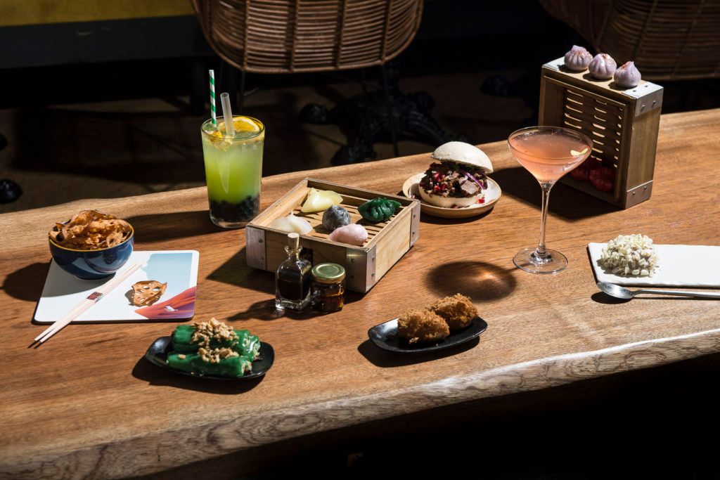 YikouRestaurant's tweet photo. "Joyeux mélange entre gastronomie chinoise et mets français." Merci @entitledmag 
https://t.co/kxmwqzQaGE https://t.co/3QL1TyDMhB