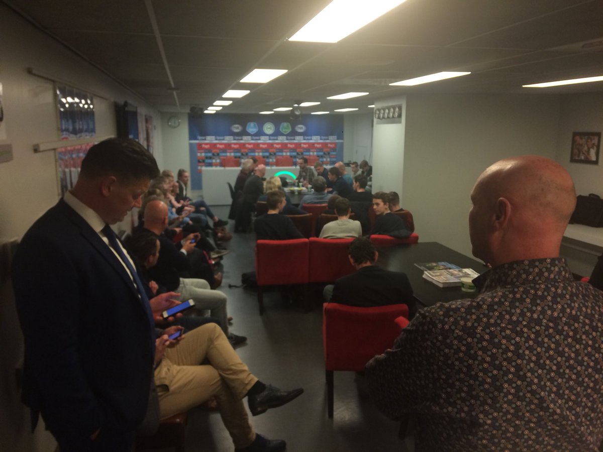 Aanwezig bij clublunch @HattricksClub en perspraatje van trainer Ernest Faber met sponsoren van <a href="/fcgroningen/">FC Groningen</a>