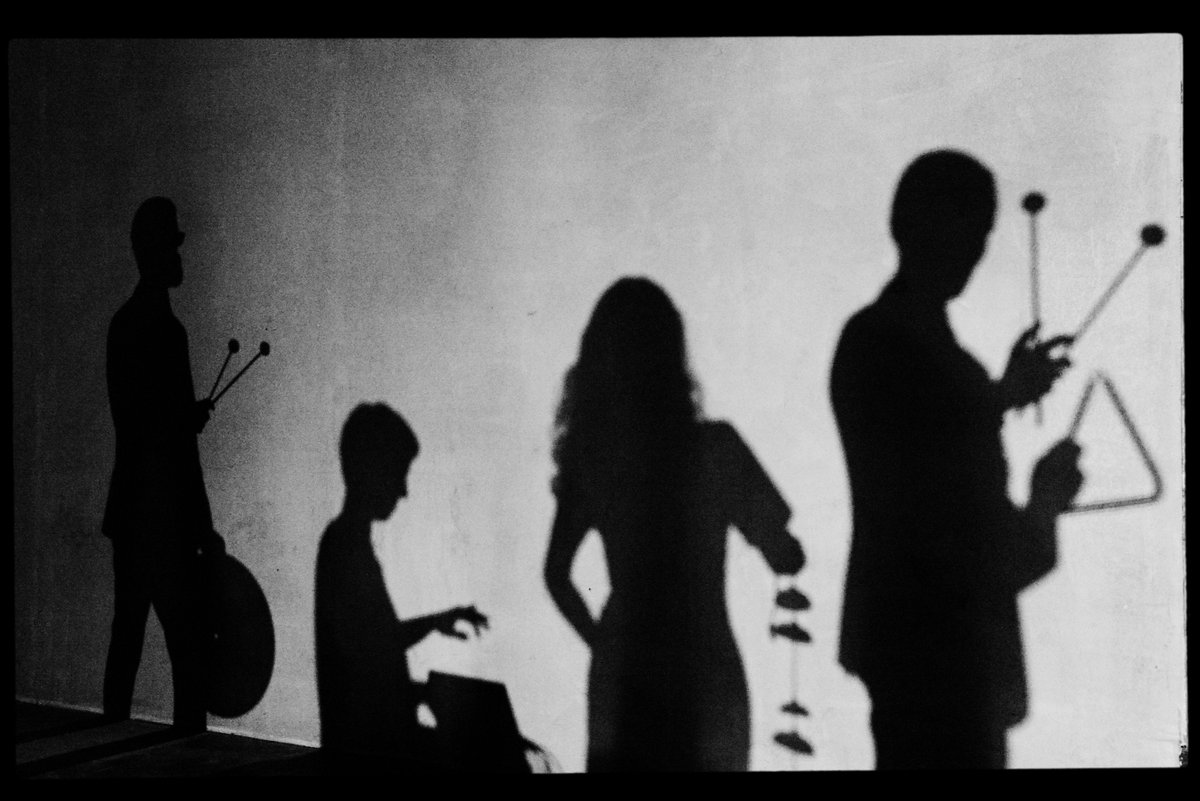 DublinSoundLab's tweet photo. Sample some of @YarnWire here: https://t.co/FTi4SPMfVL and make the move from the virtual to the real by coming along to @smockalley, 8pm this eve: music by Ann #Cleare, Rick Burkhardt &amp; Catherine Lamb. #MusicCurrent2018 
@guardianmusic @guardianculture @RTE_Culture @RTEArena https://t.co/WAI4geoFKX