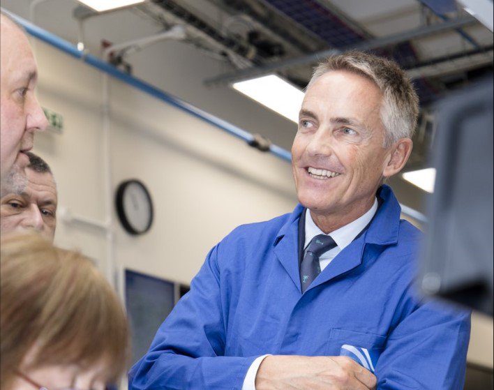 Ex #Formula1 Man to Lead #UK #Offshore #Wind Supply Chain Review
bit.ly/2HmRVmY #OffshoreWind <a href="/RenewableUK/">RenewableUK</a> <a href="/OrstedUK/">Ørsted UK</a> @innogy_uk @MHIVestas <a href="/ScottishPower/">ScottishPower</a> <a href="/ORECatapult/">ORE Catapult</a>