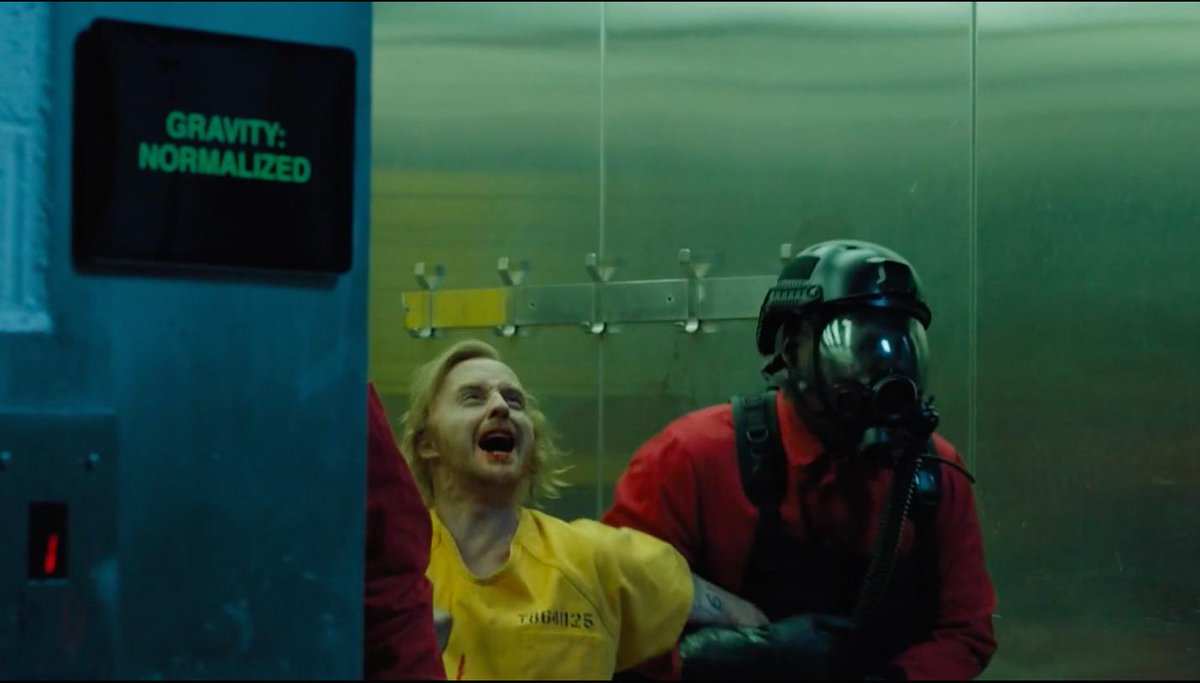 DystopianDiner's tweet photo. #DystopianDiner Daily Special – Colony (2016- ) #tvshows #dystopian #scifi #action #adventure #drama #Netflix https://t.co/ehdjfFVMli