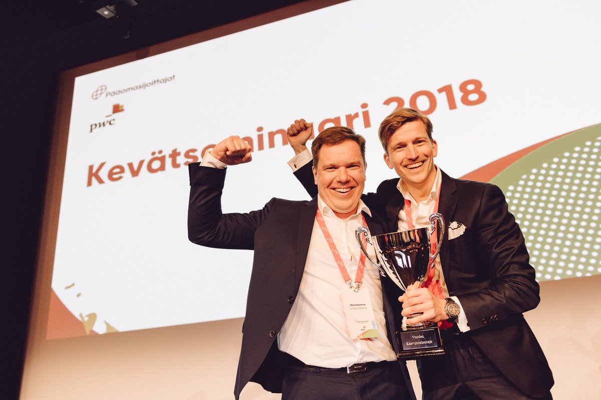 PwC_Suomi's tweet image. Lämpimät onnittelut #Kasvunrakentaja 2018 -kilpailun voittajalle @Unisportgroup'ille! Kiitos myös finalisteille @hoplopsuomi'lle ja @AidonMakesSense'lle sekä tuomareille @PPietarila'lle, @tanelitikka'lle ja Pertti Nurmiolle. @FVCAfi @mmkilpelainen #VaakaPartners #JuhaPeltola