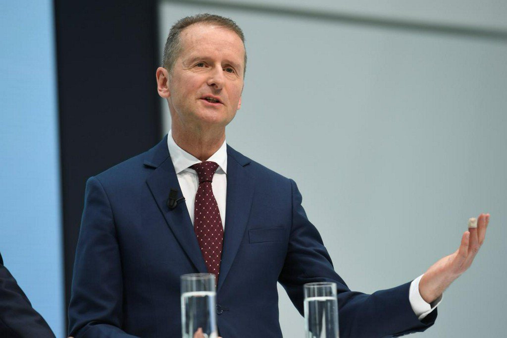 Reuters's tweet photo. Volkswagen's new CEO says to consider asset sales https://t.co/vrUKPwzjOE https://t.co/qbxajIxsAf