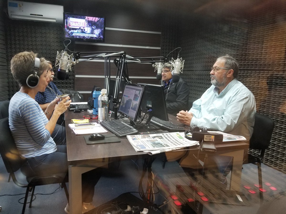 pacozisuela's tweet photo. AHORA 🔊 en vivo📣 En Radio Provincia del Chaco. https://t.co/LzOmUTAGq4