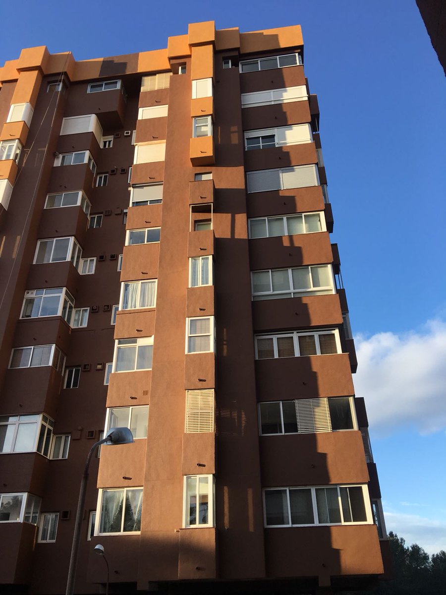 Rehabilitación y pintura de fachadas en complejo El Saler, según estilo cromático elegido. #rehabilitación #pintura #fachadas #mantenimiento #reformas <a href="/Pinturas_Isaval/">Isaval</a> <a href="/parexgroup/">Parex Group</a> @CAATValencia <a href="/CAFValencia/">CAF Valencia-Castellón</a> #valencia