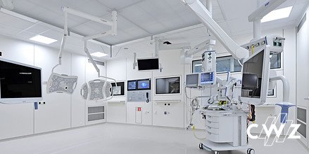 CWZNijmegen's tweet photo. #CWZ neemt twee gloednieuwe operatiekamers in gebruik: ruim en voorzien van de nieuwste audiovisuele technologie https://t.co/ZDGh35dcDd https://t.co/tNcE4U2fHL