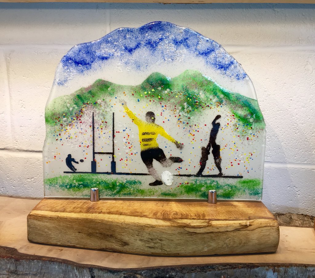 CaddonDesign's tweet image. This time of year again #Melrose7s #Rugby7s