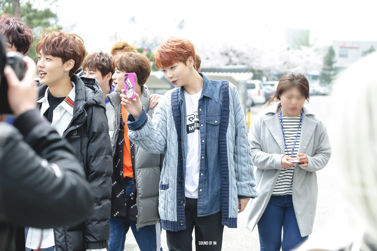 SOUNDOFIM's tweet image. 180406
셀카 풀어줘 즁아 ㅠㅠ 

#기중 #김기중 #유앤비 #아이엠 #IM #UNB #KIJUNG