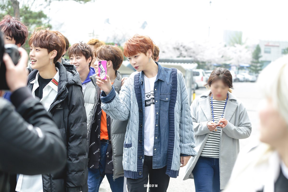SOUNDOFIM's tweet image. 180406
셀카 풀어줘 즁아 ㅠㅠ 

#기중 #김기중 #유앤비 #아이엠 #IM #UNB #KIJUNG