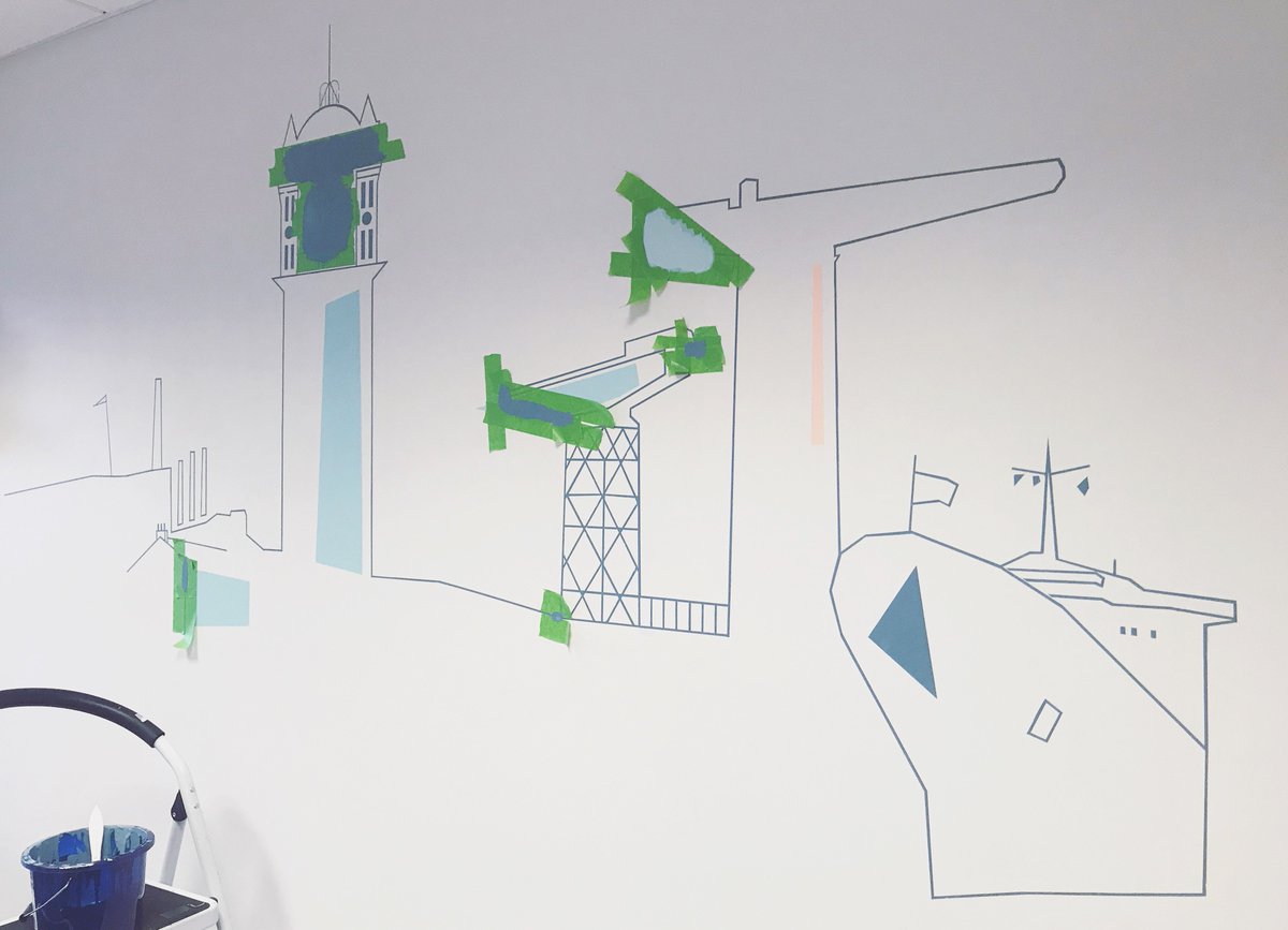 mairitimoney's tweet photo. I just finished my first mural for Concept Group - a company based in Clydebank. The design draws upon the landmarks and history of the surrounding area including The old Singer Factory, The Titan Crane and The QE2 ship. #Mural #Clydebank #Titancrane #QE2 #Singerfactory #Glasgow https://t.co/xEhoLjfx0B