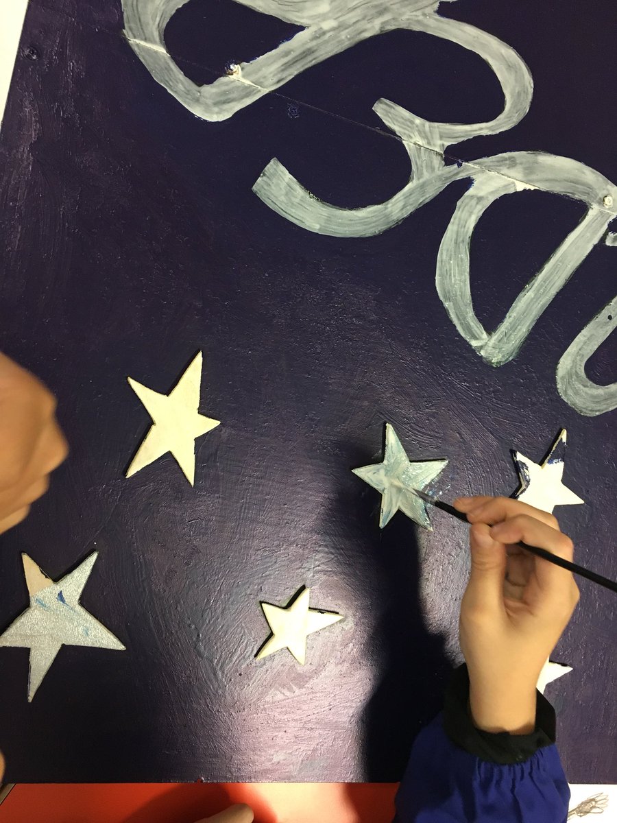 BClasseterza's tweet photo. 3B❤️ #precisione# #chebellodipingere# #scuolafamiglia# https://t.co/LbMMBm8UTo
