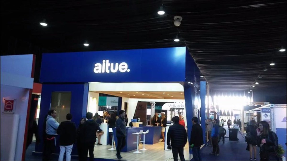 Polymerlandclub's tweet photo. Aluminio compuesto HPCBond azul en la feria inmobiliaria más grande del gran Concepción - Chile, Finco 2018. #Finco2018 Disponible en https://t.co/PgPW5UAGqn https://t.co/wFC0cHBHLK