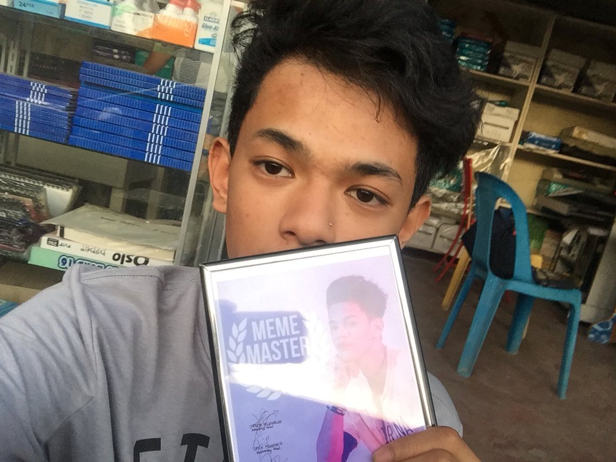 joebethvllcrls's tweet photo. Wawwwww #PabiboSection #HUMSSA #MemeMasterAward https://t.co/k6J7F4x7nu