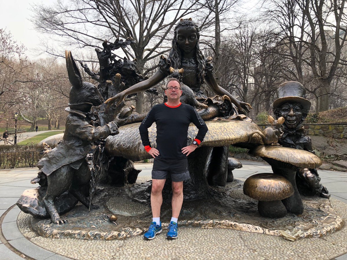 Lovely run round Central Park #NewYork yesterday morning with a short stop to say hello to Alice.