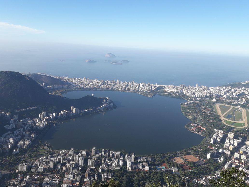 ⛅ No Santuário hoje: 27ºC | parcialmente nublado | visibilidade boa | sem eventos públicos para hoje. Que a paz de Deus esteja convosco! 🕊♥️ #RiodeJaneiro #CristoRedentor #CLIMATEMPONEWS #Turismo #Santuario #informacao