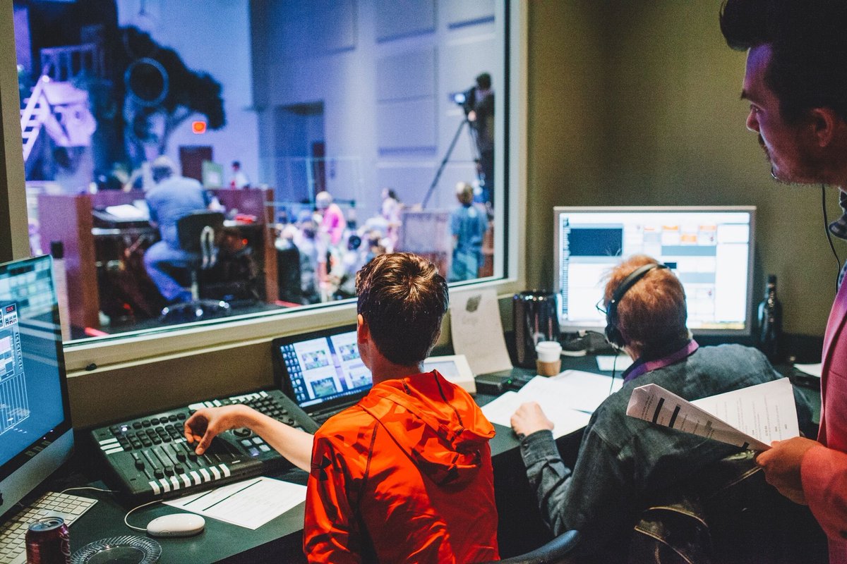 pc3_ti's tweet photo. Did you know that TI has a production team?! Oh yes, it takes a TEAM effort to create the engaging environment kids enter into to encounter God each week! Would you like to join our Team? Stop by the next time you're around to introduce yourself and complete an application. https://t.co/KFzeKUnyxR