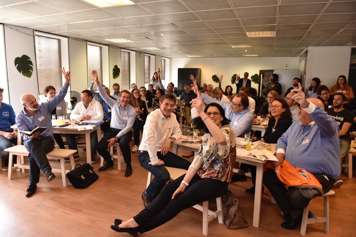 Tourhebdo's tweet image. Ça vote au #startupgame @welcomecitylab !