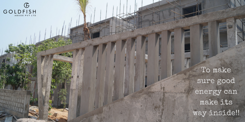 GoldfishAbode's tweet photo. In making... The magnificent yet modern entrance gate with an age-old rubber tree welcoming the energies entering zresta! @GoldfishAbode 
#PositiveVibesOnly #positiveenergy #gatedesign #exoticvillas #zresta https://t.co/S6yshdOJ3I