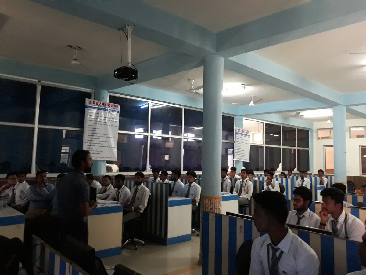 CetpaDehradun's tweet image. CETPA had organised a grand &amp;amp; successful session on #PLCSCADA technology, at @DevBhoomiGroup on 12th Apr 2018. @CetpaDehradun will be glad to accept the requests of other colleges for the same types of workshops &amp;amp; Sessions.
 #Workshop #PLCScadaTraining #SummerTraining2018