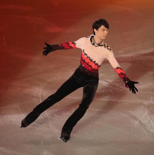 continue with wings day1 Yuzuru Hanyu