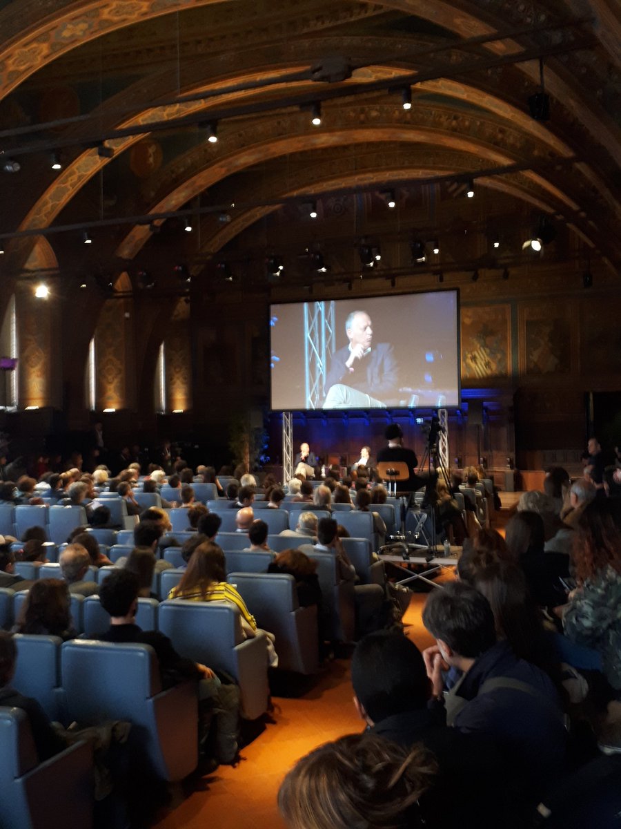 MargheritaEspo9's tweet photo. Mafia, politica e giustizia.
@petergomezblog #IJF18 #gNeLabers #giustizia #13aprile #giornalismo @LaSiringa_ @gNellerba https://t.co/7vDbNXQN2e