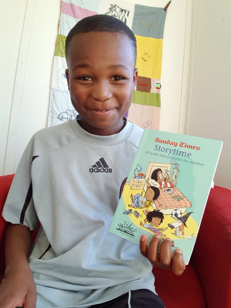 Look at the happiness! He just returned two English books and got a new one to read at home. Before us he didn’t have this opportunity. There is nothing we wouldn’t do for the look of a child like this one! #projectplayground #bitbybit #childbychild  #readingmatters
