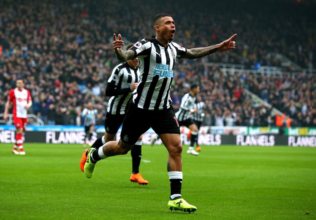 fun88eng's tweet photo. Follow &amp; RT to win tickets to Everton vs @NUFC on Monday 23rd April at Goodison Park. We’ll announce the winners on Sunday night 👍

To enter you must be 18+ and either an #NUFC member or season ticket holder. https://t.co/m5JnnC38y4